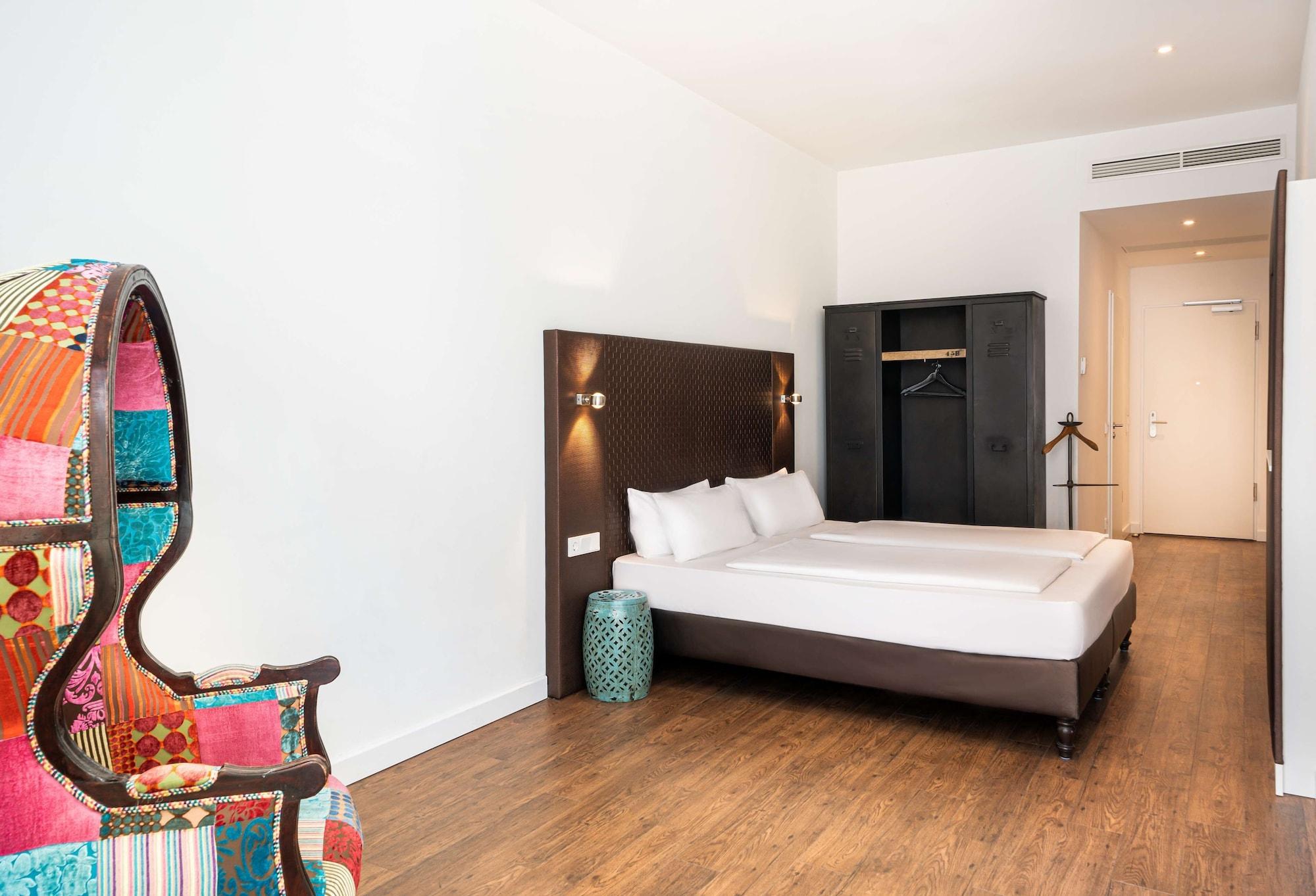 Elaya Hotel Leipzig City Center Экстерьер фото